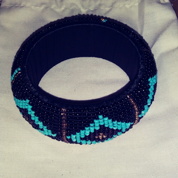Beaded Turquoise Wood Bracelet+ Bonus 🎁 - Picture 3 of 3